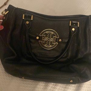 Tory Burch Amanda Hobo - authentic